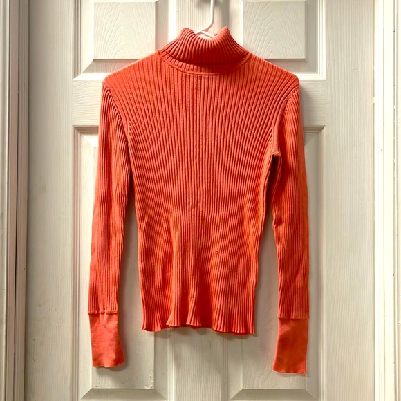 Pink GAP sweater - Picture 1 of 4
